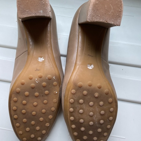 Aquaitalia tan leather pumps size 7.5 in very used condition (sold as-is!!!) - Picture 5 of 10